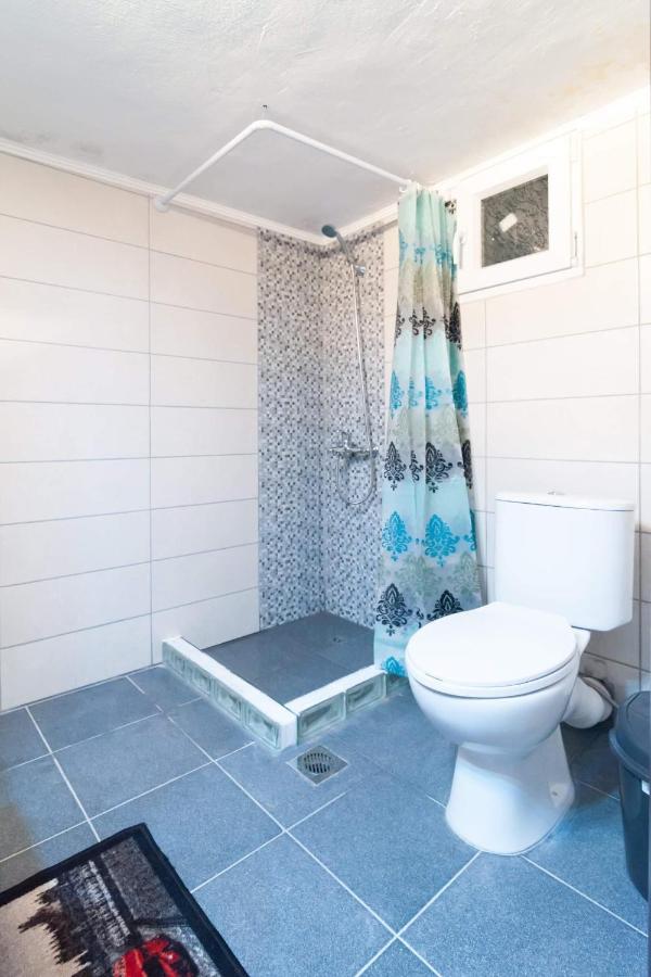 Villavictoria Marias View Pool Apartment Peraia  Bagian luar foto